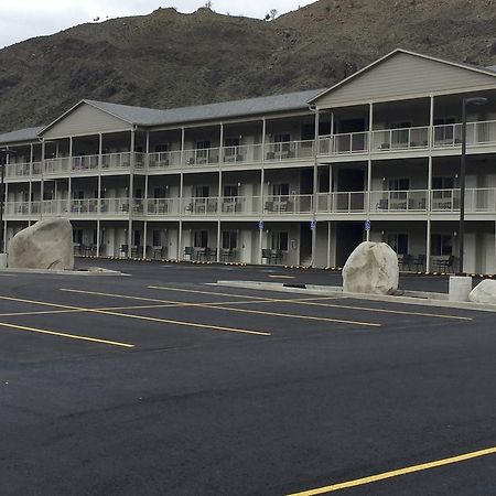 Yellowstone Big Rock Inn Gardiner Ngoại thất bức ảnh
