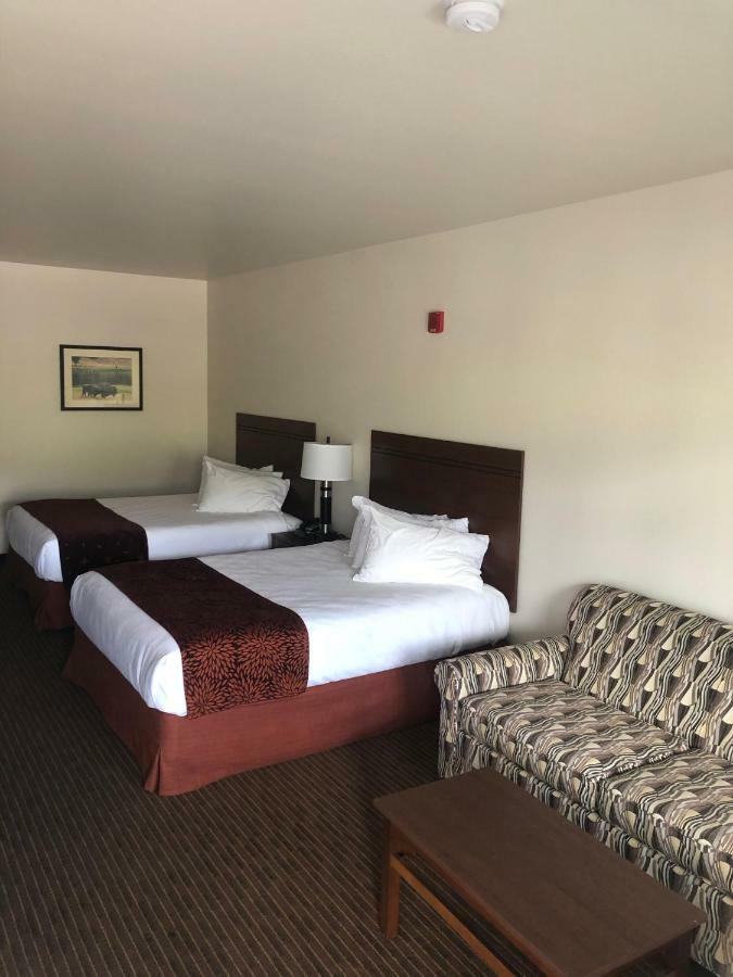Yellowstone Big Rock Inn Gardiner Ngoại thất bức ảnh